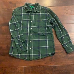 Men’s 100% cotton flannel long sleeve button down
